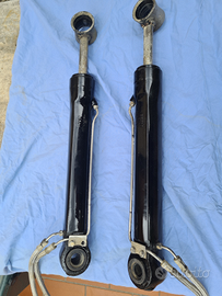 Pistoni trim piede bravo 3 mercruiser