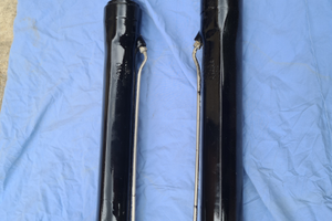 Pistoni trim piede bravo 3 mercruiser