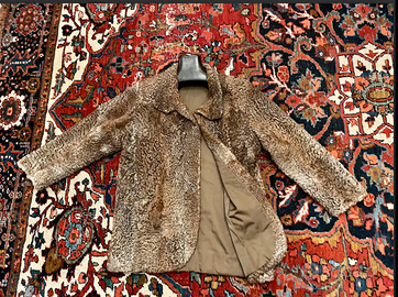 RICERCATAeICONICApellicciaASTRAKANmieleNOCCIOLA