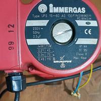 pompa  e vaso espansione per caldaia riscaldamento