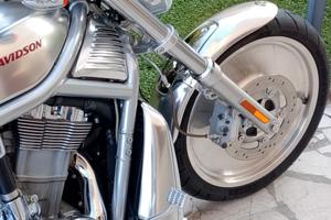Harley Davidson v-rod.