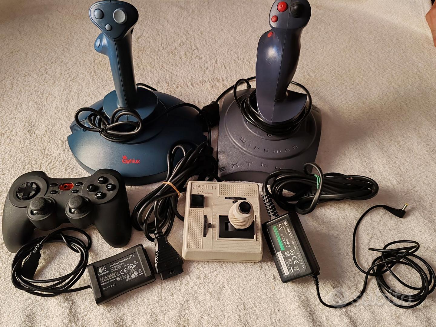 Retrojoystick Logitech/genius game per IBM e PC - Console e Videogiochi ...