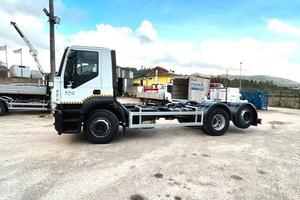 camion iveco stralis 260e33 tre assi telaio