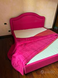 Letto matrimoniale di design