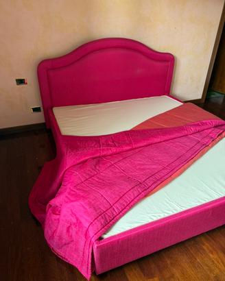 Letto matrimoniale di design