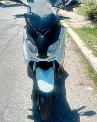 yamaha xmax 250 2011