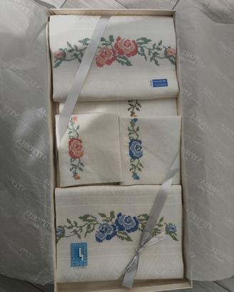 Completo Puro Lino Asciugamani+ ospite, 3 coppie