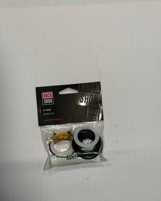 RockShox Kit service 50 ore.