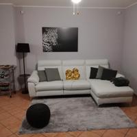 Divano in vera pelle