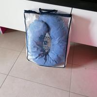 cuscino per allattamento pulito e sterilizzato 