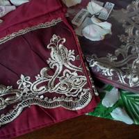 Set 3 pezzi: Copriletto con balze e federe