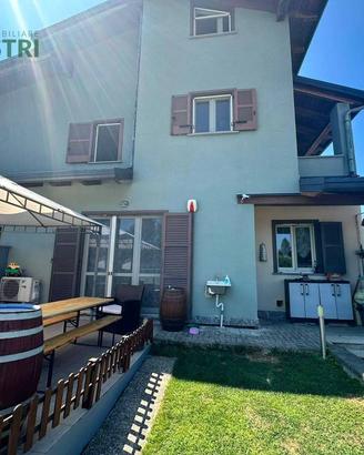 Appartamento di 85 m² con 3 locali e box auto a Ca