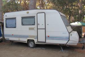 Roulotte adria 4,5 metri