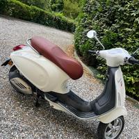 Piaggio Vespa 50 Primavera - 2015