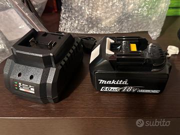 Batteria auto makit + caricabatterie220v
