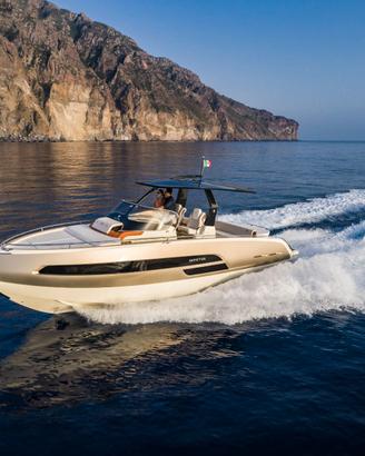 INVICTUS GT 320 nuova e disponibile (natante)