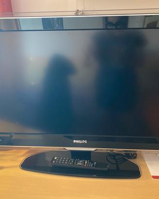 📺  TV Philips 32” LCD