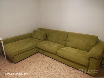 divano letto con chaise longue