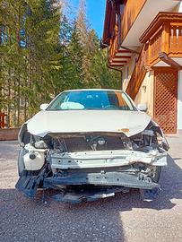 Subaru XV 2.0D-S Exclusive 2013 incidentata