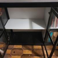 credenza/vetrinetta  con ante il vetro 