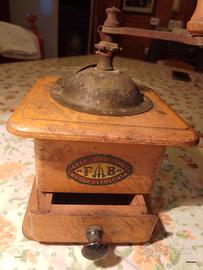 macinino ,intorno inizio anni 50