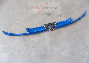 Griglia anteriore sotto cofano Peugeot 206 01-05