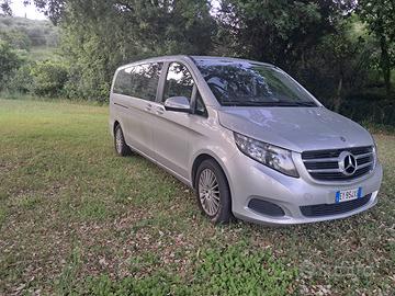 Mercedes V 250