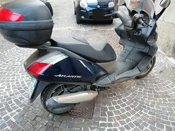 Aprilia Atlantic  condizioni perfette + Bauletto