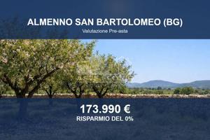 Immobile in asta di 99113 m² a Almenno San Bartolo