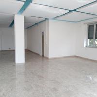 Locale commerciale Santi Cosma e Damiano