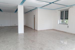 Locale commerciale Santi Cosma e Damiano