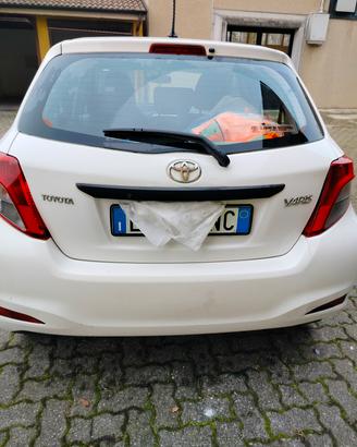 Yaris 1000 benzina 