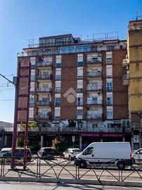 6 LOCALI A PALERMO