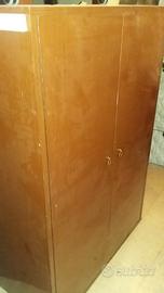 Armadio in legno