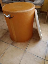 contenitore in vetroresina 