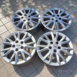 4 cerchi in lega originali  OPEL