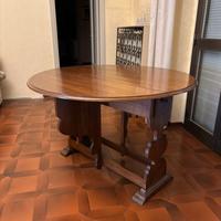 Tavolo rotondo un legno