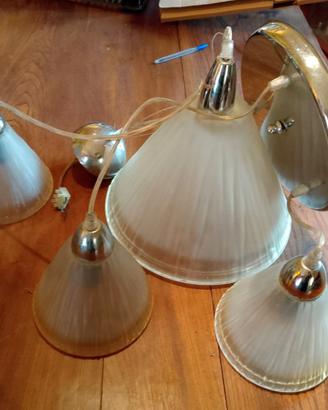 Lampadari in vetro satinato e acciaio cromato