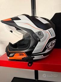 Casco Arai Tour-X4 con Sena