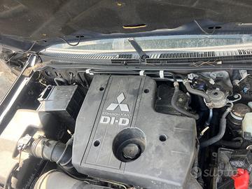 Motore Mitsubishi 3.2 did 4M41