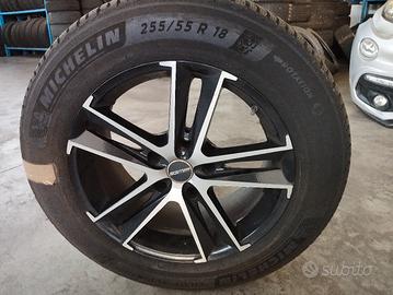 pneumatici michelin cerchiati