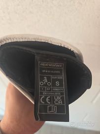 Guanti Alpinestars SP-8 V2 - NUOVI MAI USATI