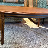 Tavolino ovale basso in legno massello