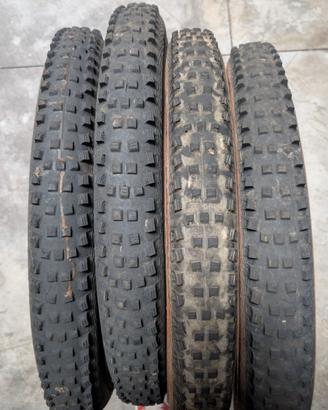 n° 4 copertoni MTB Schwalbe Magic Mary