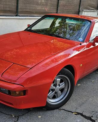 porsche 944 
