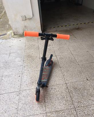 Monopattino Oxelo Mid7