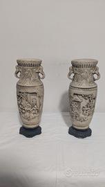 Coppia Vasi Artistici in Altorilievo