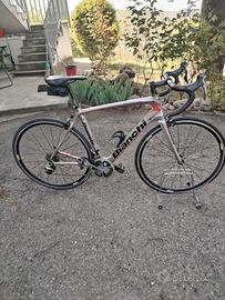 Bici da corsa bianchi