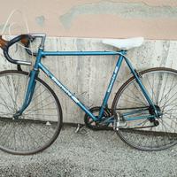 Bicicletta da corsa Bianchi da sistemare