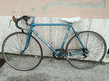 Bicicletta da corsa Bianchi da sistemare